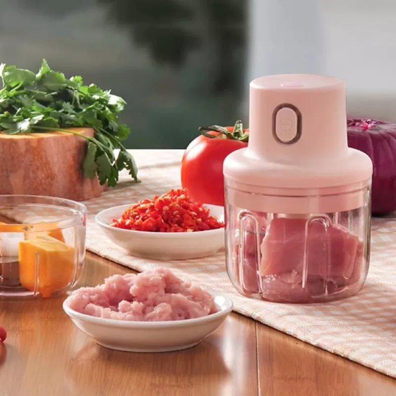 Mini Electric Food Chopper 250ML | USB Rechargeable Garlic & Vegetable Cutter